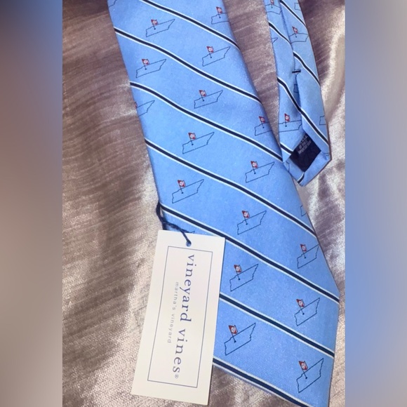 Vineyard Vines Other - Vineyard Vines TN Custom Golf Club blue red flag Silk Neck Tie ⛳️ 2025 NWT